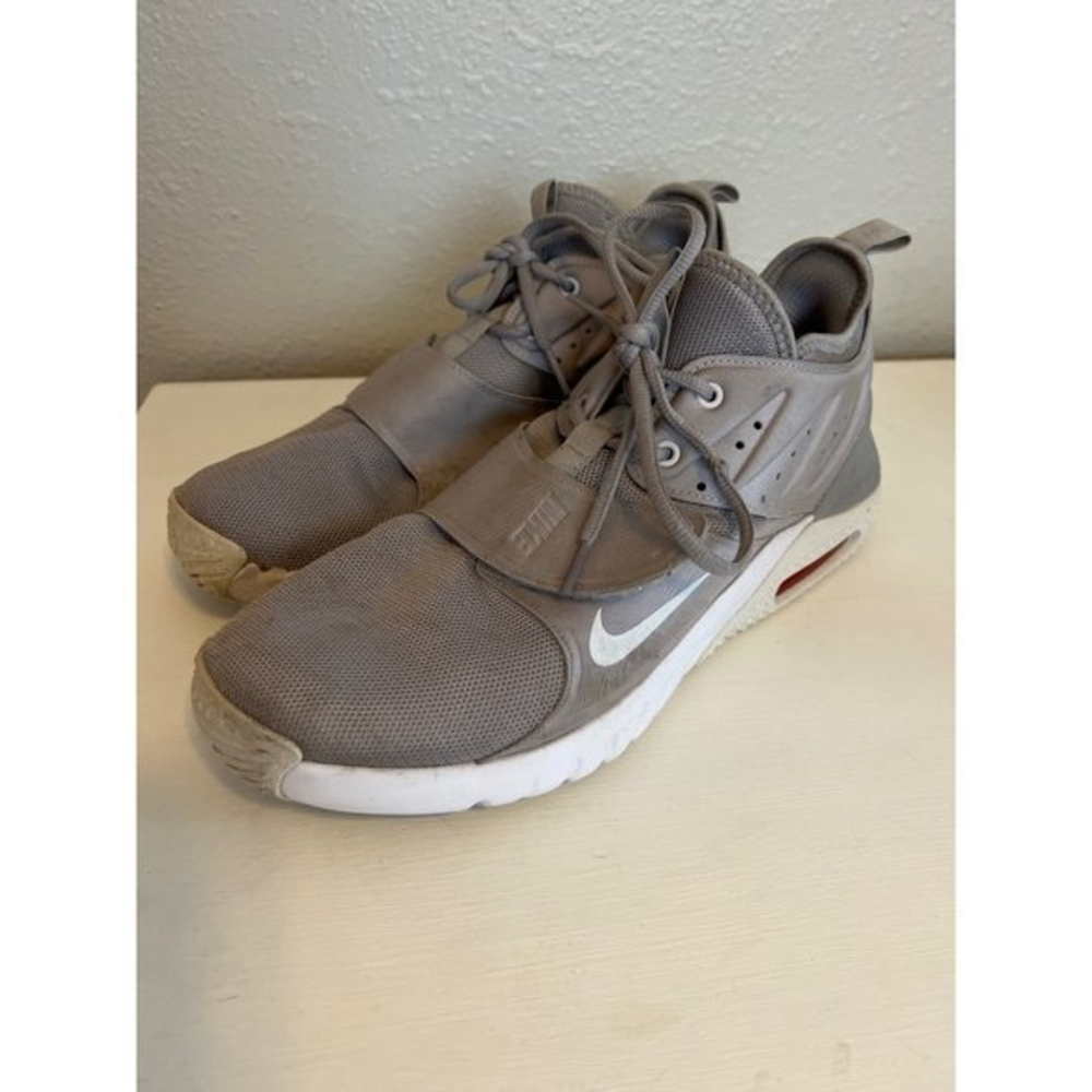 Nike Air Gray Basketball Athletic Tennis Shoes Sneakers Men's Size 13